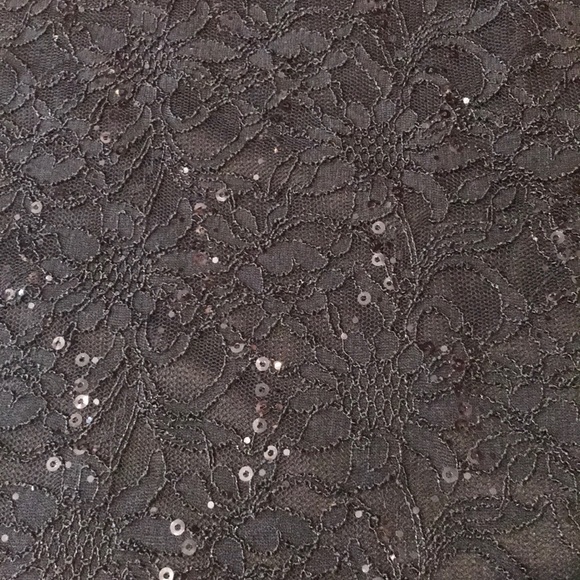 Lace and sequence tank - Picture 2 of 5